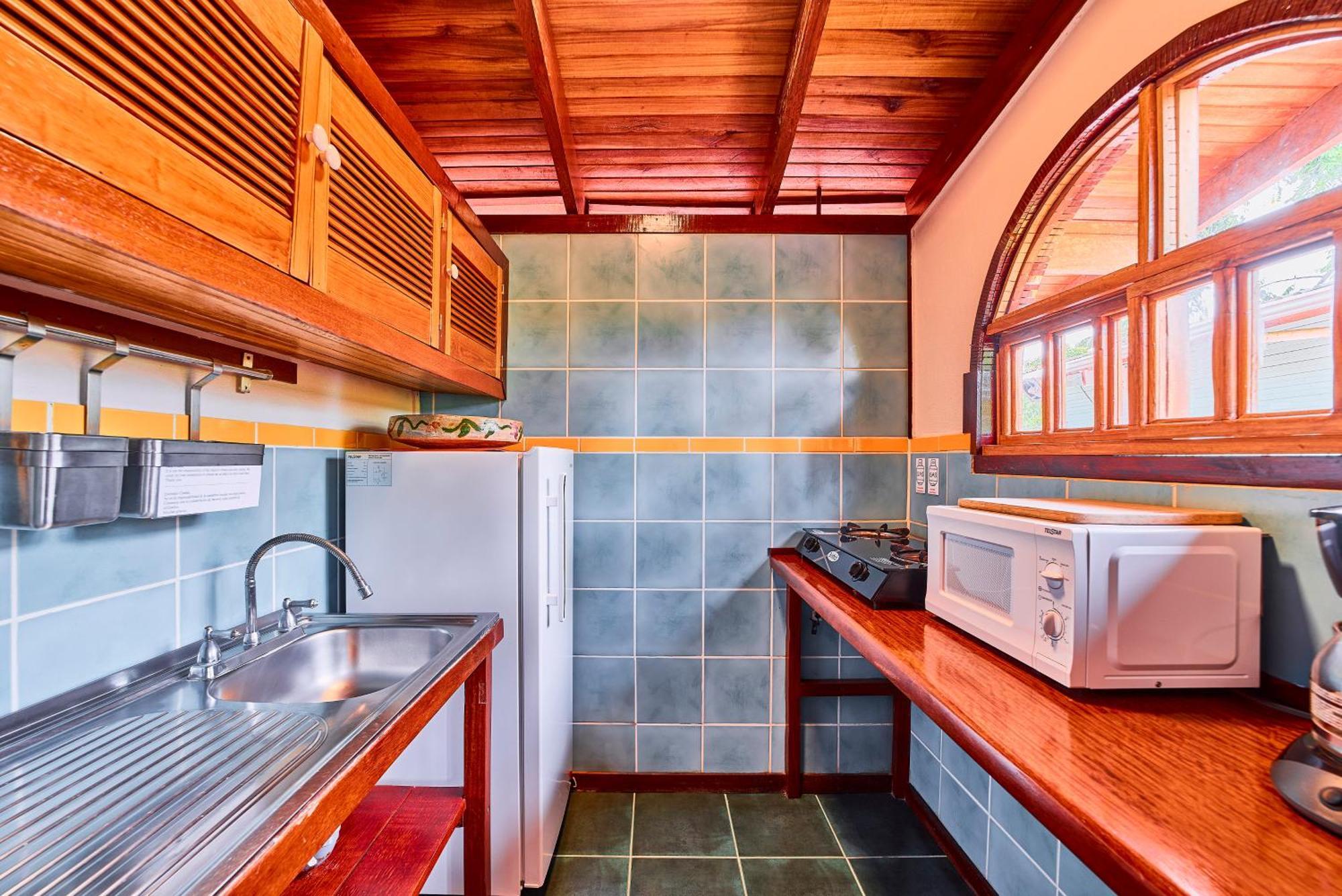 Hotel El Encanto Cahuita Dış mekan fotoğraf