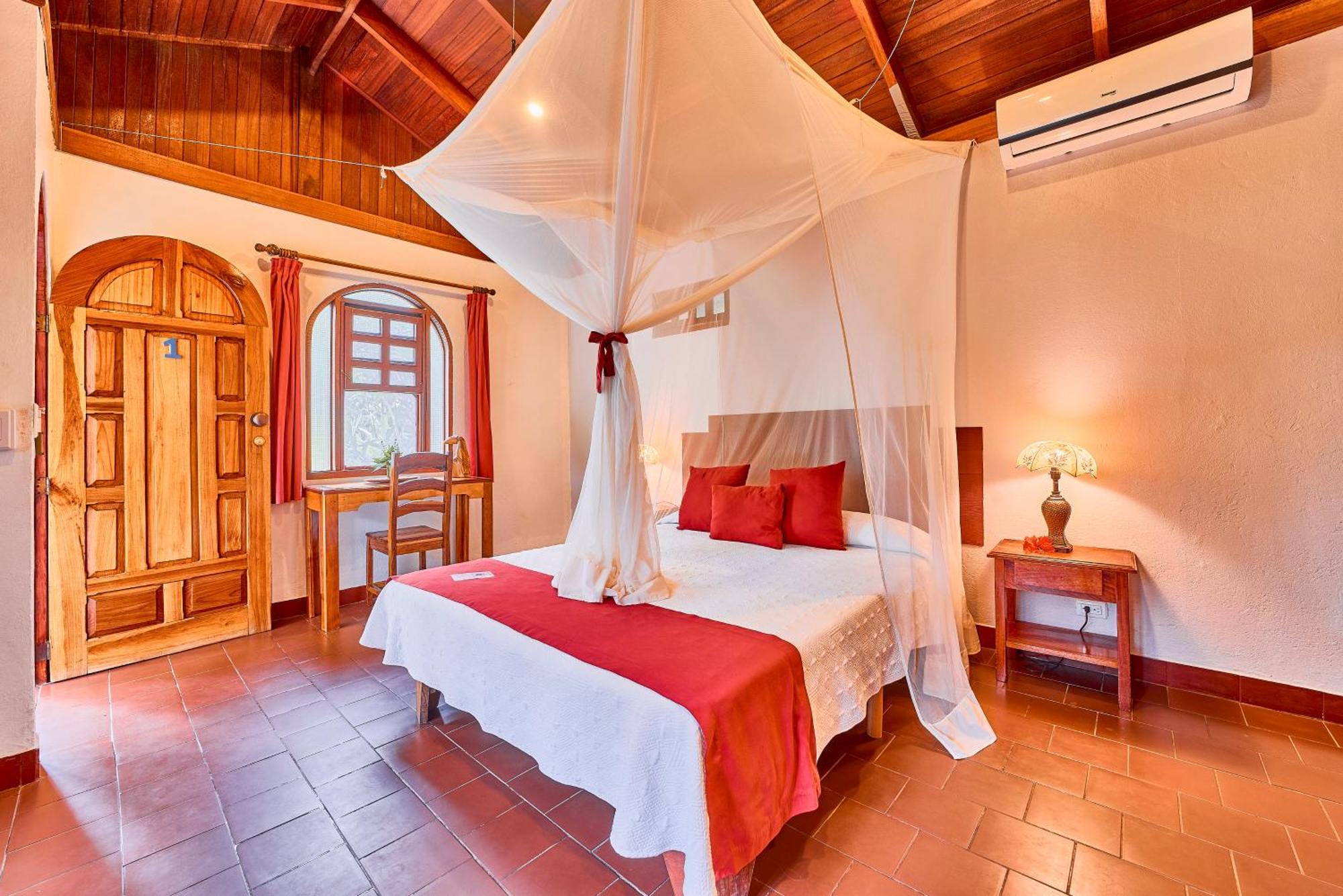 Hotel El Encanto Cahuita Dış mekan fotoğraf