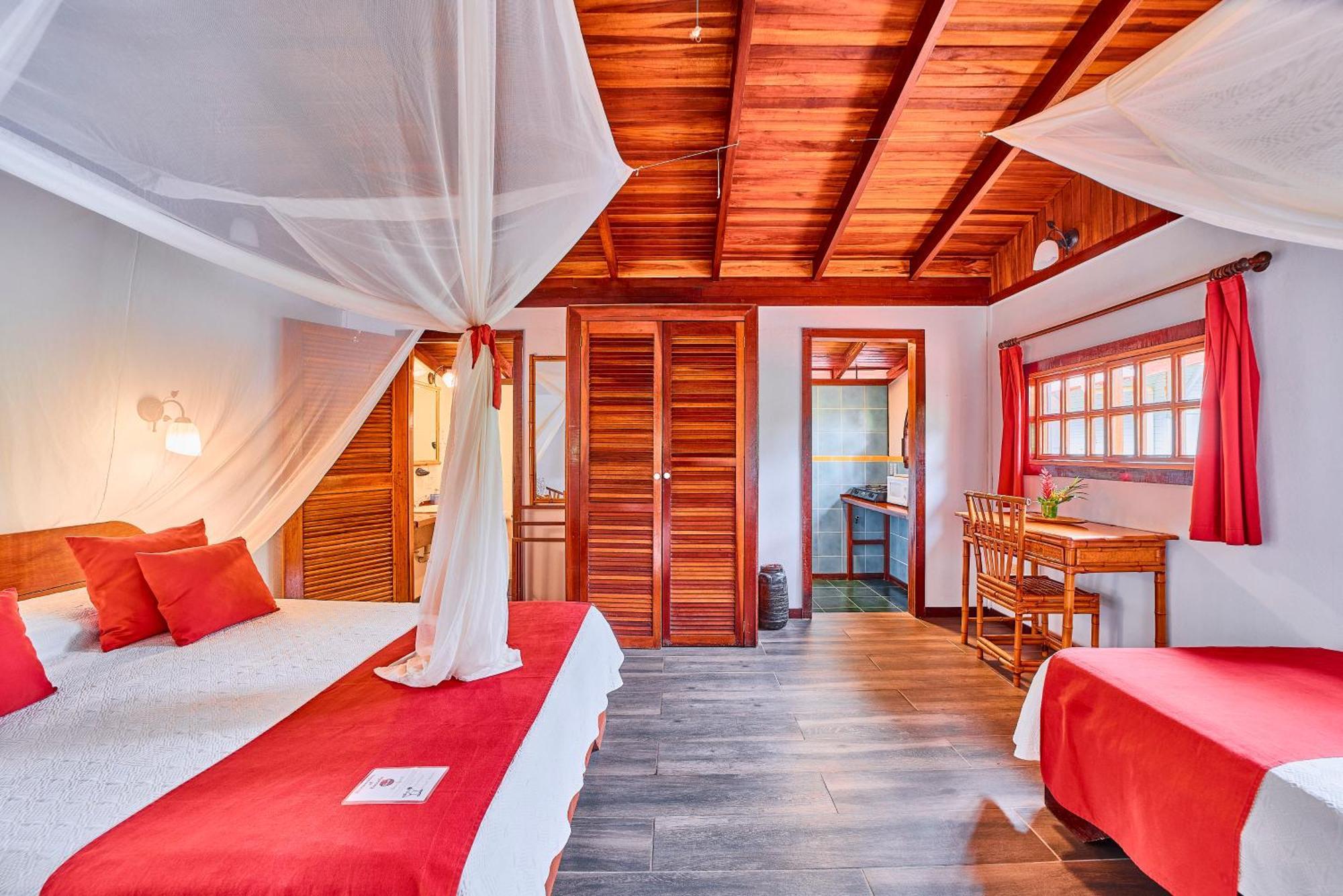 Hotel El Encanto Cahuita Dış mekan fotoğraf